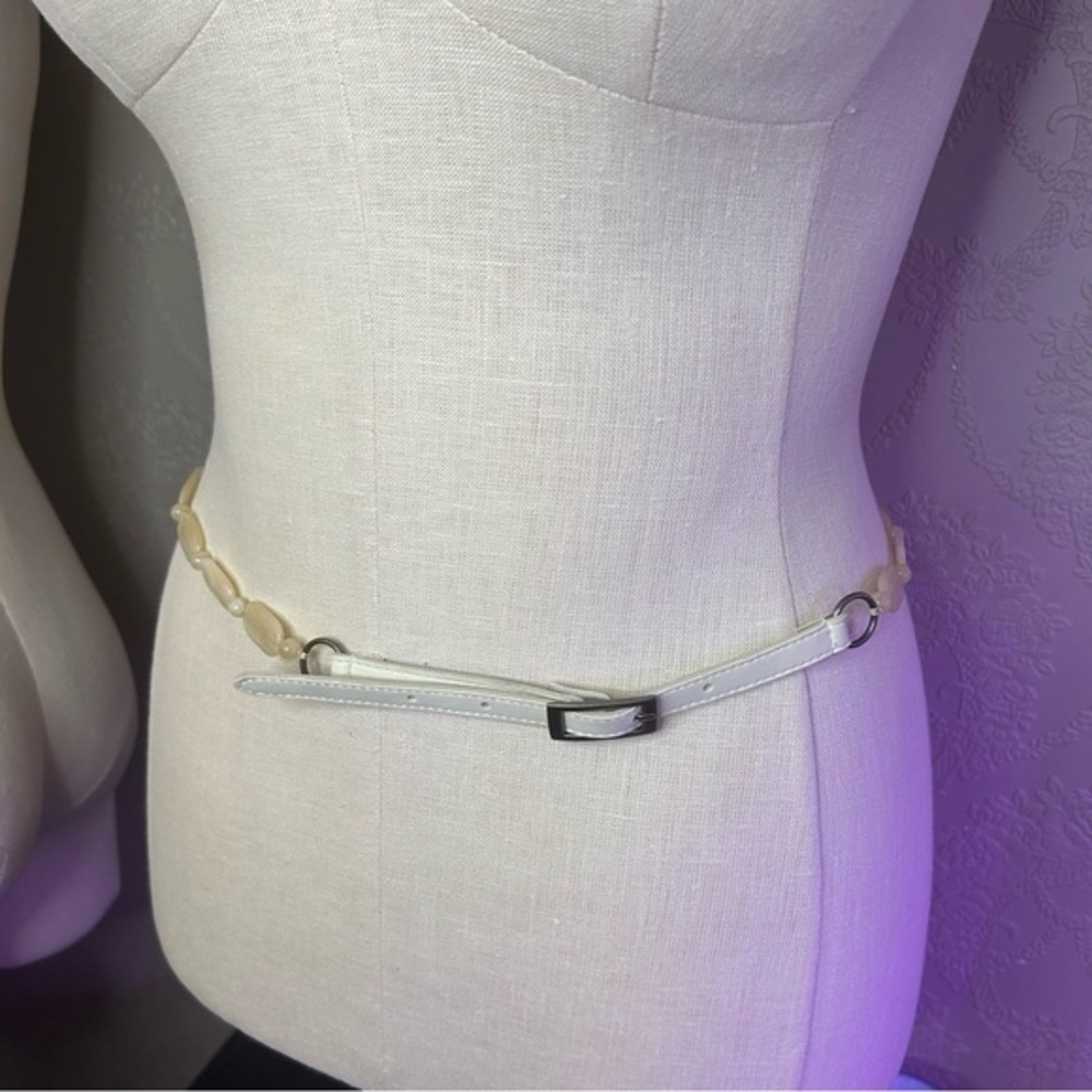 Elegant White Belt with Silver Buckle Vintage lucite belt beaded